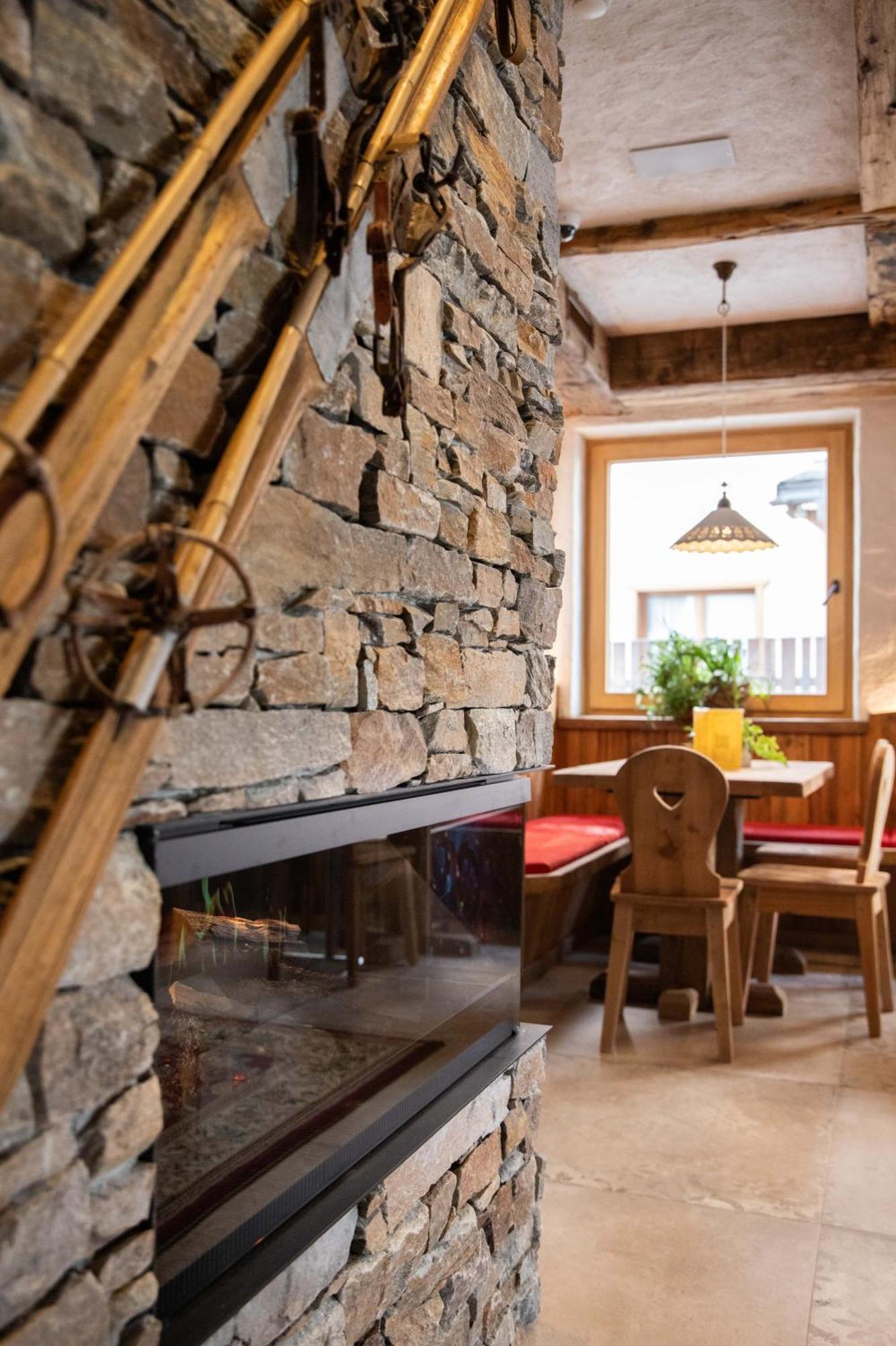 Hotel La Montanina 리비뇨 외부 사진