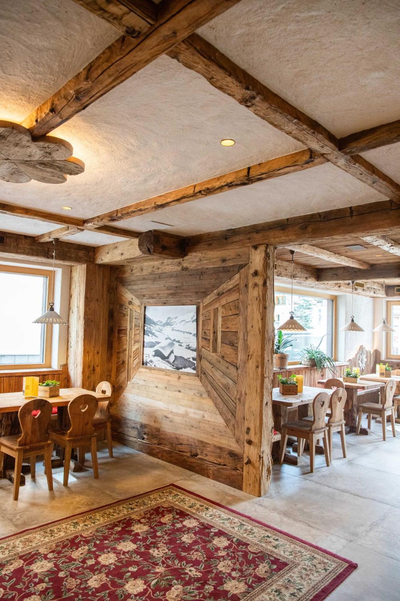 Hotel La Montanina 리비뇨 외부 사진