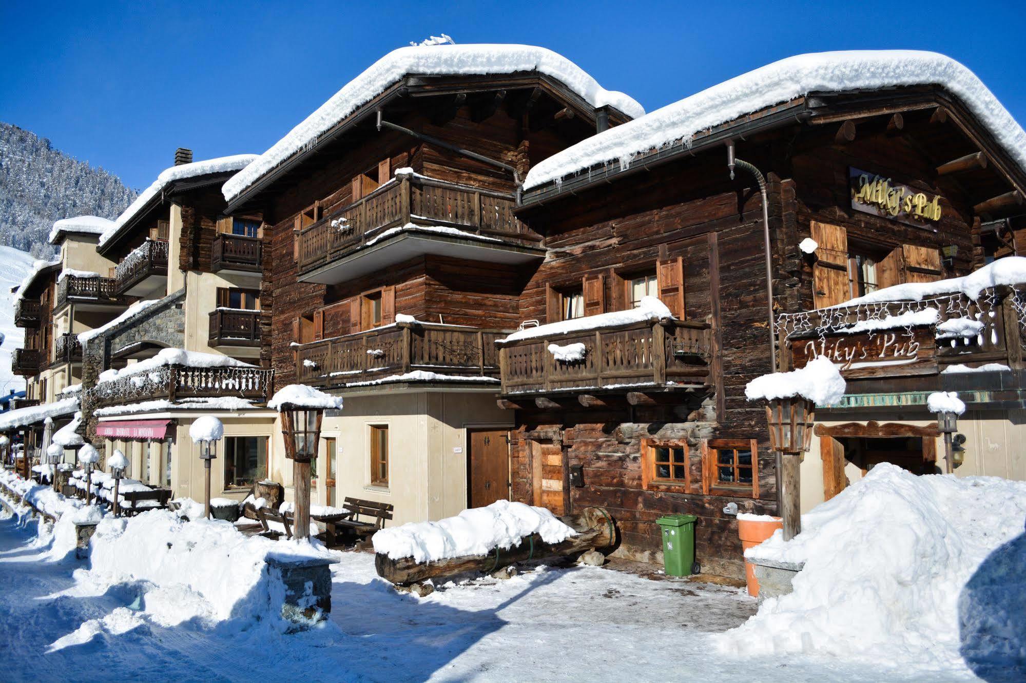 Hotel La Montanina 리비뇨 외부 사진